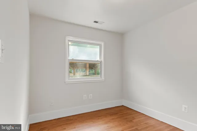 $700,000 | 3709 Forestdale Avenue, Woodbridge, VA 22193