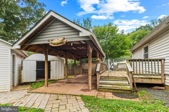 $700,000 | 3709 Forestdale Avenue, Woodbridge, VA 22193