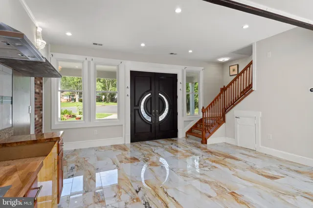 $700,000 | 3709 Forestdale Avenue, Woodbridge, VA 22193