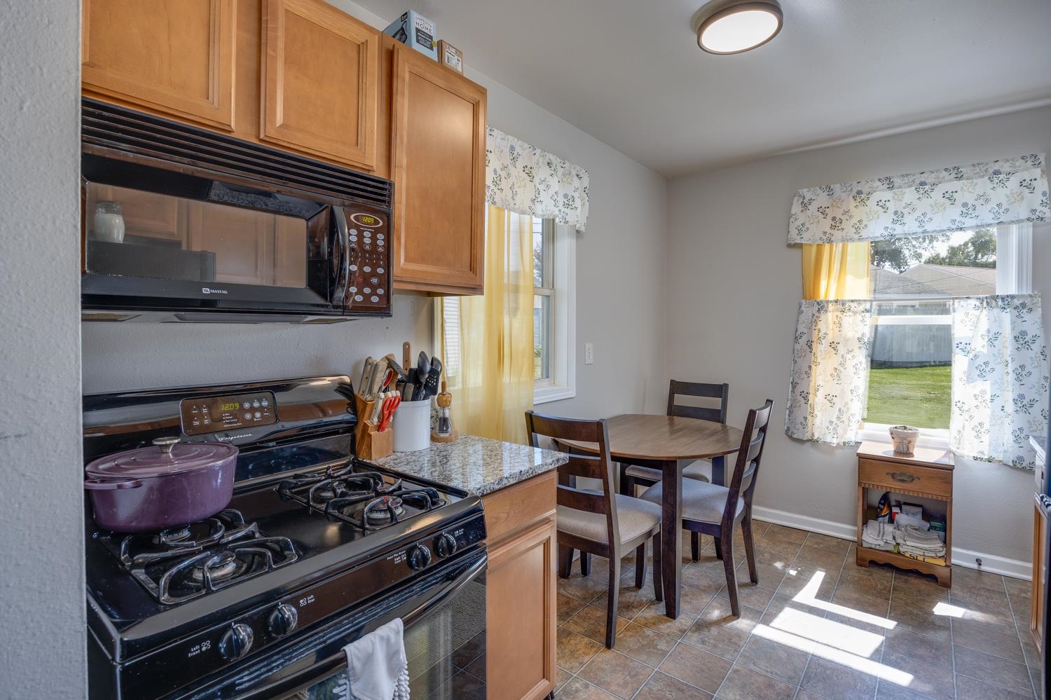 93 Craig Avenue Madison, WI 53705 - Photo 8 of 20