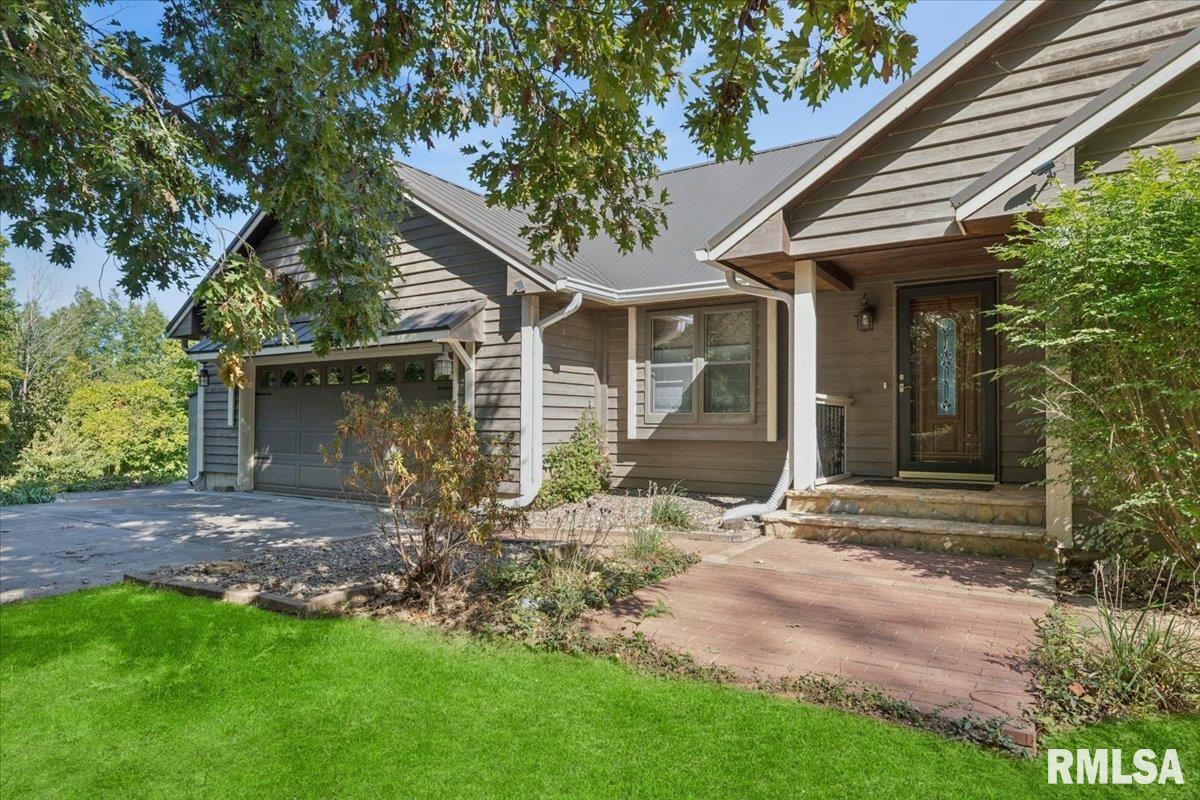 1650 468th Avenue Clinton, IA 52732 - Photo 12 of 59