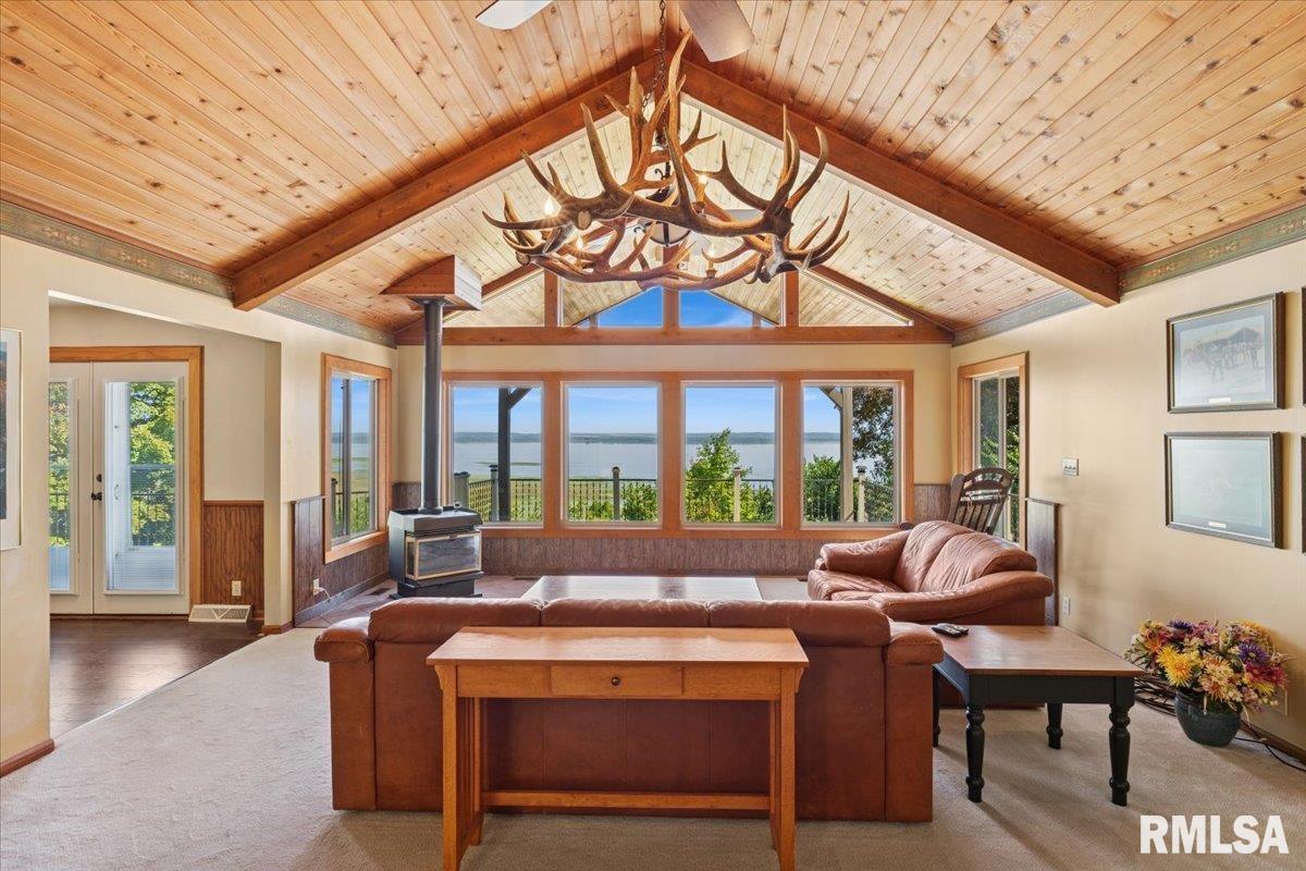 1650 468th Avenue Clinton, IA 52732 - Photo 17 of 59