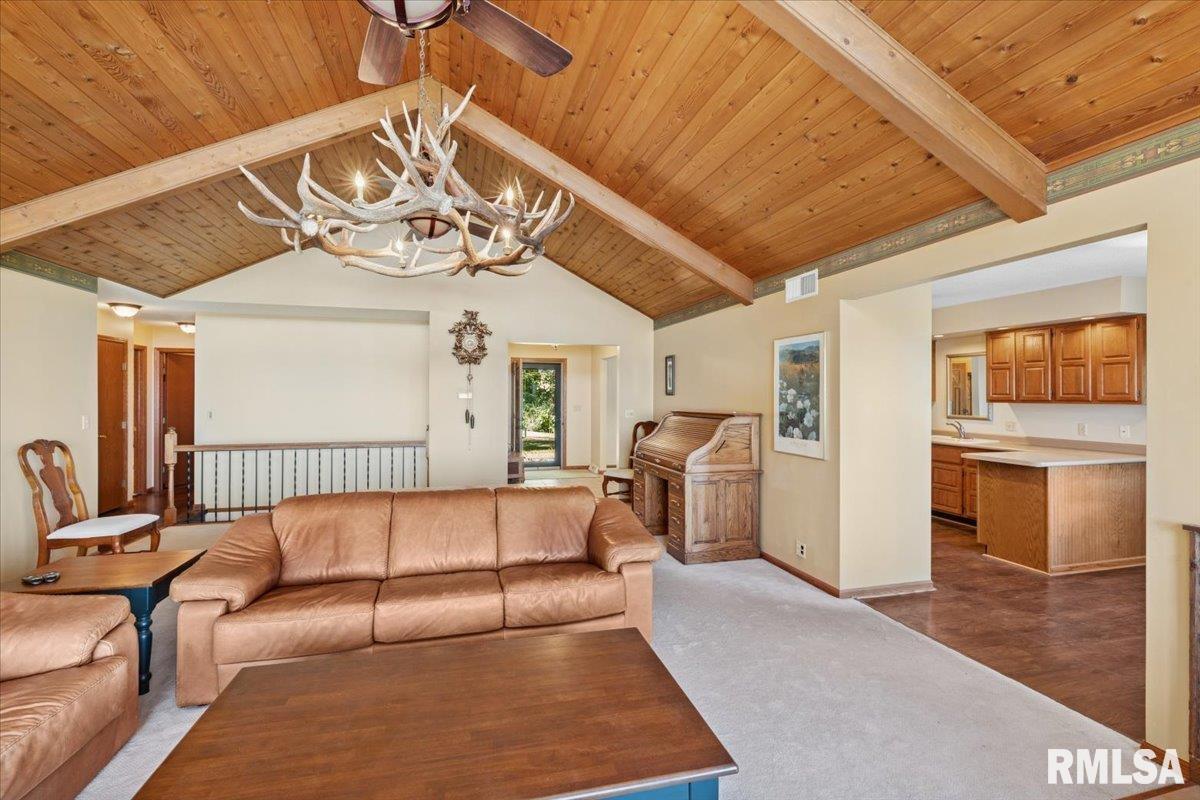 1650 468th Avenue Clinton, IA 52732 - Photo 20 of 59