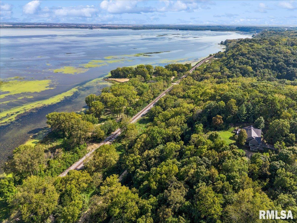 1650 468th Avenue Clinton, IA 52732 - Photo 38 of 59