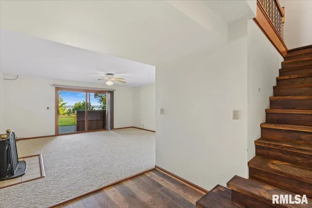 $689,900 | 1650 468th Avenue, Clinton, IA 52732