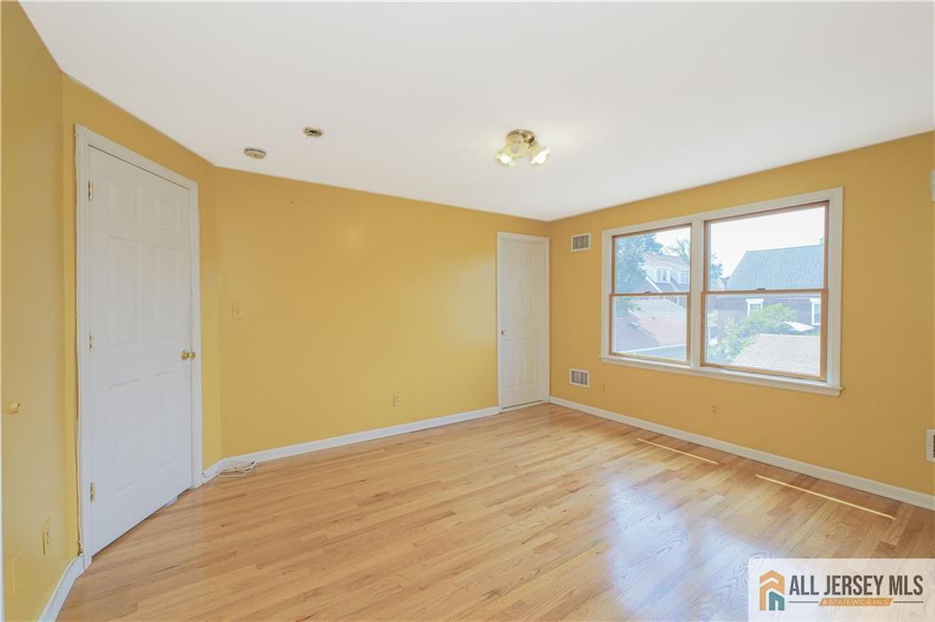 2112 Gless Avenue Union, NJ 07083 - Photo 23 of 39