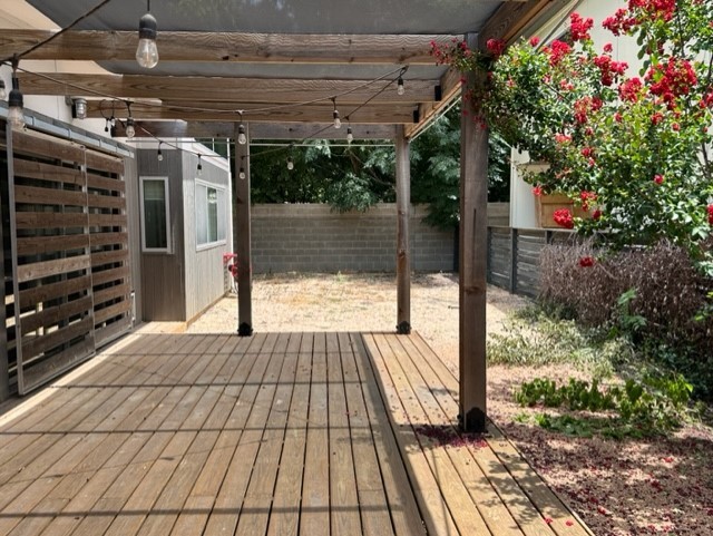 5920 Lux Street Austin, TX 78721 - Photo 2 of 5