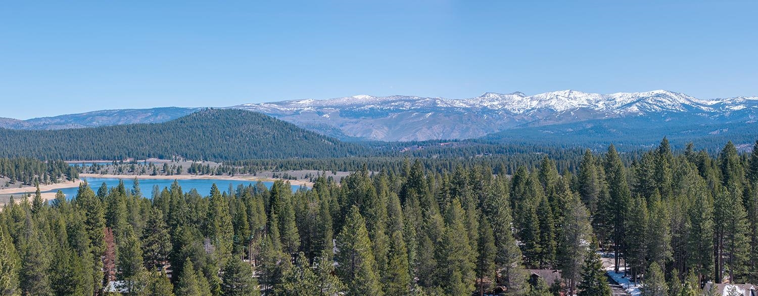 10489 East Alder Creek Road Truckee, CA 96161 - Photo 4 of 7