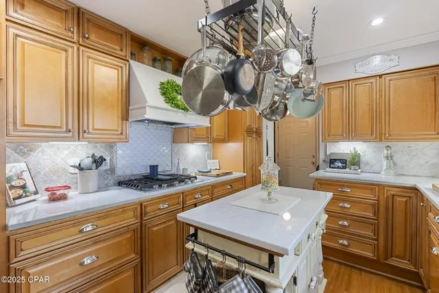 $469,000 | 902 Northwest Ave D, Carrabelle, FL 32322