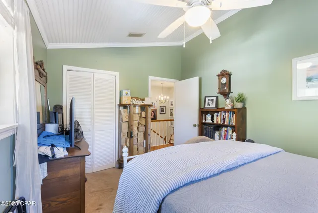 $469,000 | 902 Northwest Ave D, Carrabelle, FL 32322