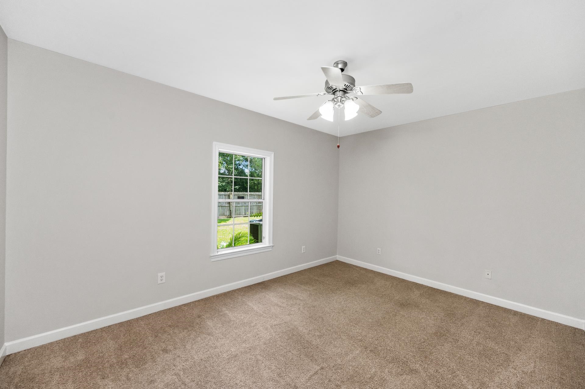 204 Oxford Way Foley, AL 36535 - Photo 37 of 49