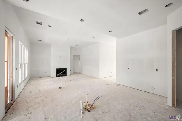 $499,900 | 10642 Summerside Drive, Baker, LA 70714