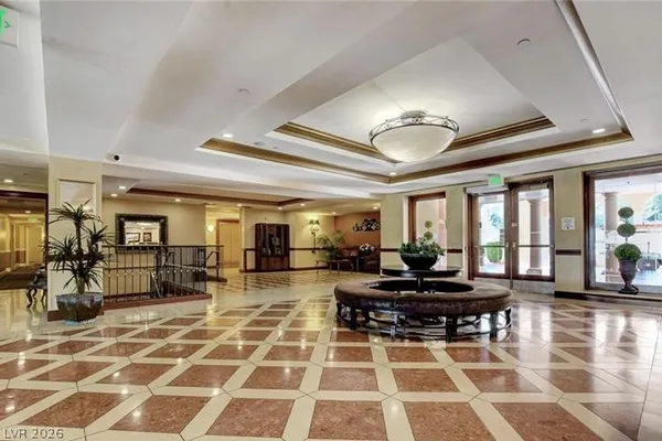 $1,995 | 30 Strada Di Villaggio, Unit 330, Henderson, NV 89011