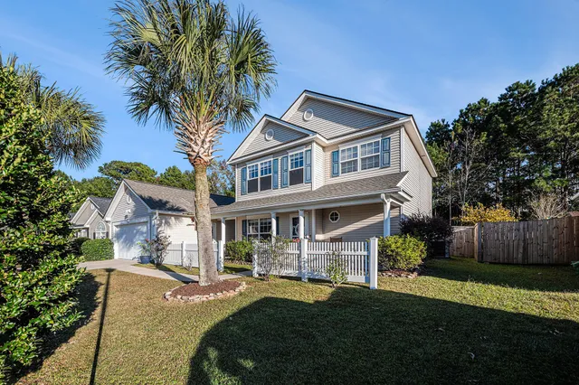 $425,000 | 313 Seneca River Drive, Summerville, SC 29485