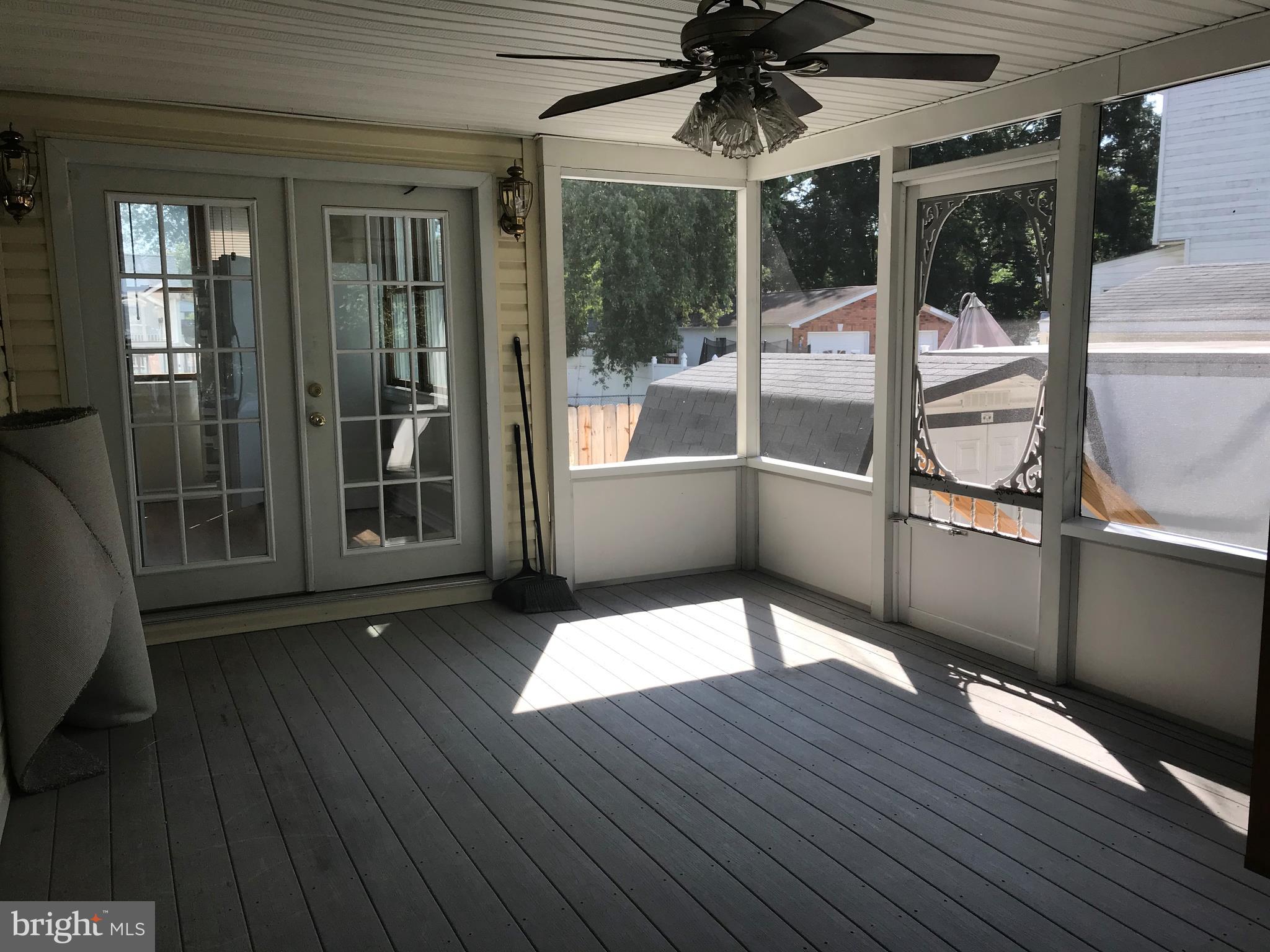 297 Townsend Road Essex, MD 21221 - Photo 26 of 39 Screened porch