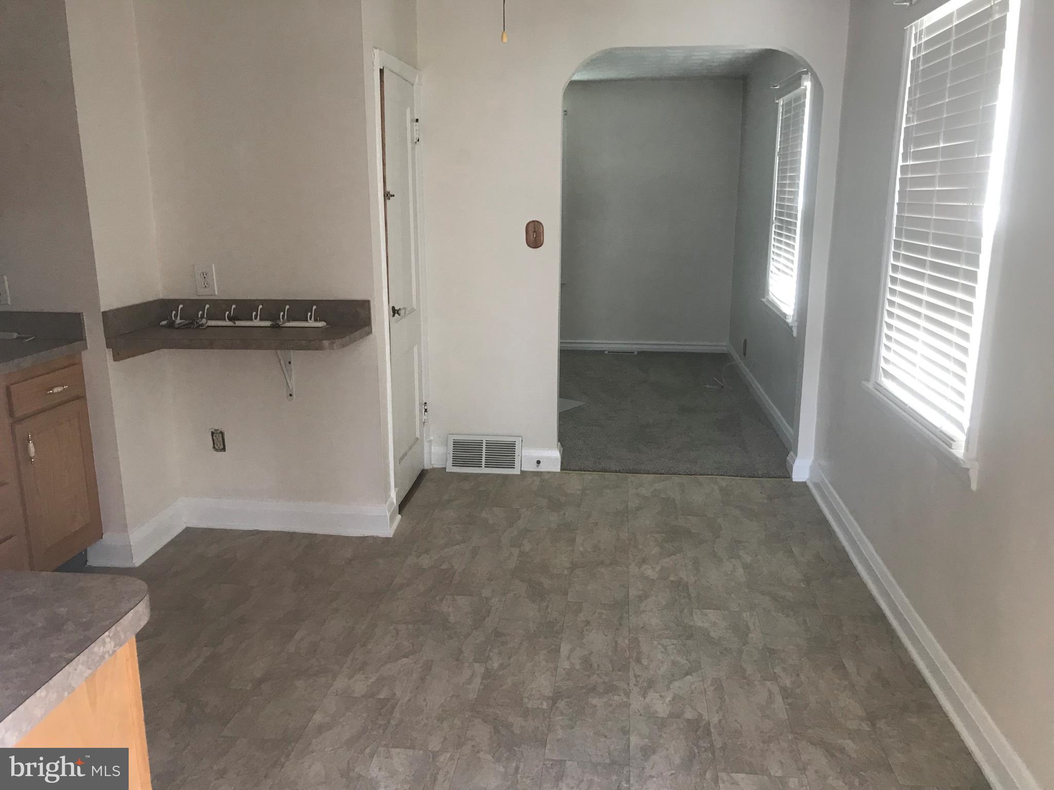 297 Townsend Road Essex, MD 21221 - Photo 8 of 39 Kitchen offer space for table