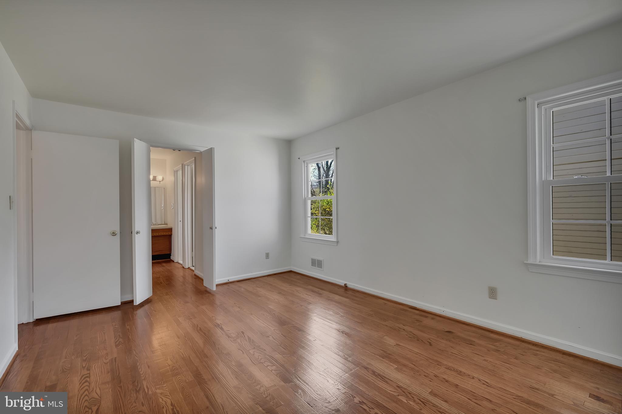 14212 Rippling Brook Drive Silver Spring, MD 20906 - Photo 15 of 38 Main bedroom