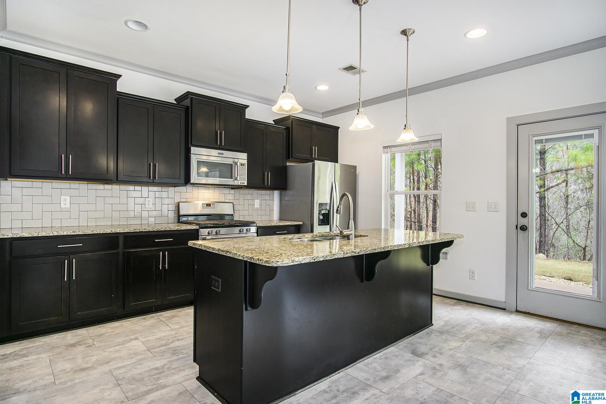 309 Appleford Road Helena, AL 35080 - Photo 3 of 39