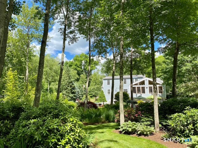 15 Twopence Road Ridgefield, CT 06877 - Photo 3 of 42 a view of a garden