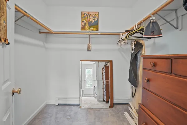 a view of walk in closet