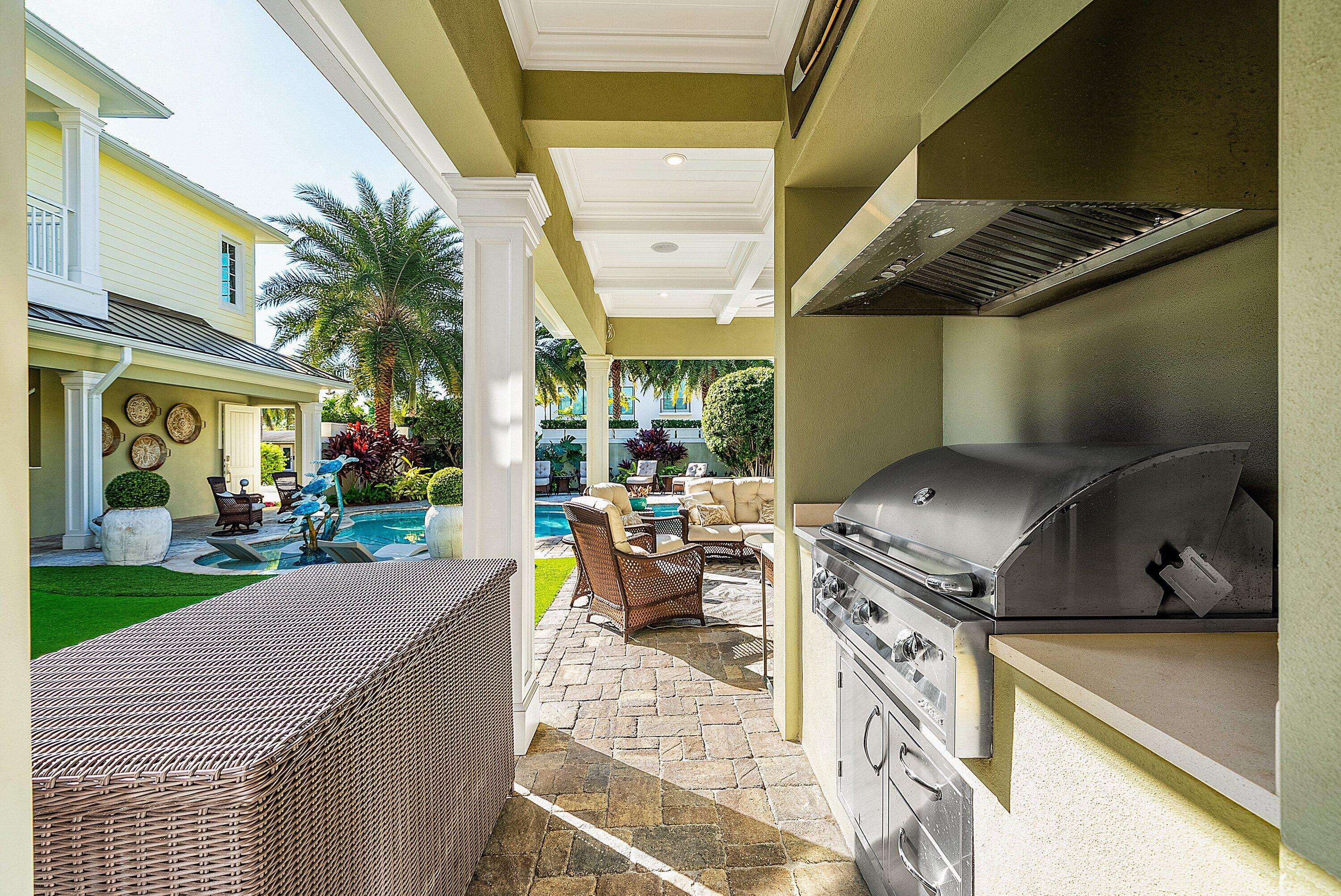 201 Northeast 3rd Court Boca Raton, FL 33432 - Photo 50 of 76 048-201Northeast3rdCourt-BocaRaton-FL-33