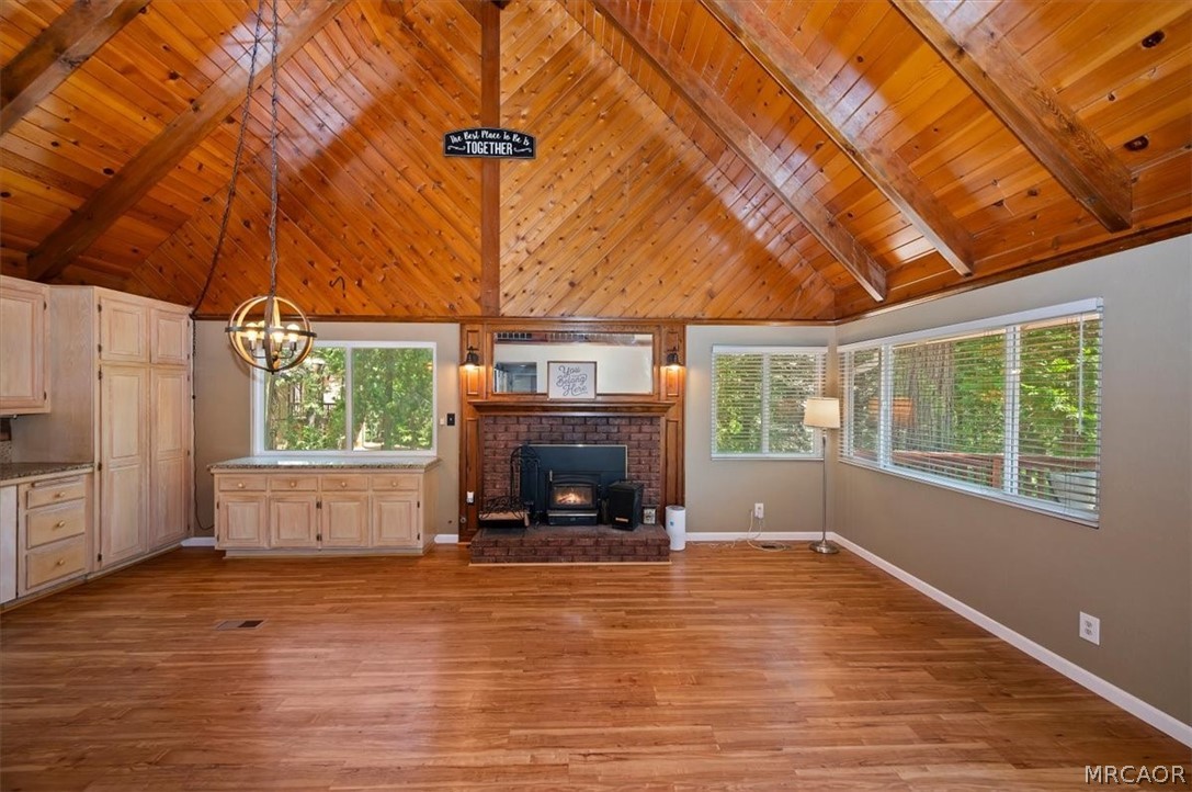 363 Castle Gate Road Lake Arrowhead, CA 92352 - Photo 7 of 39 Gallery Image 7