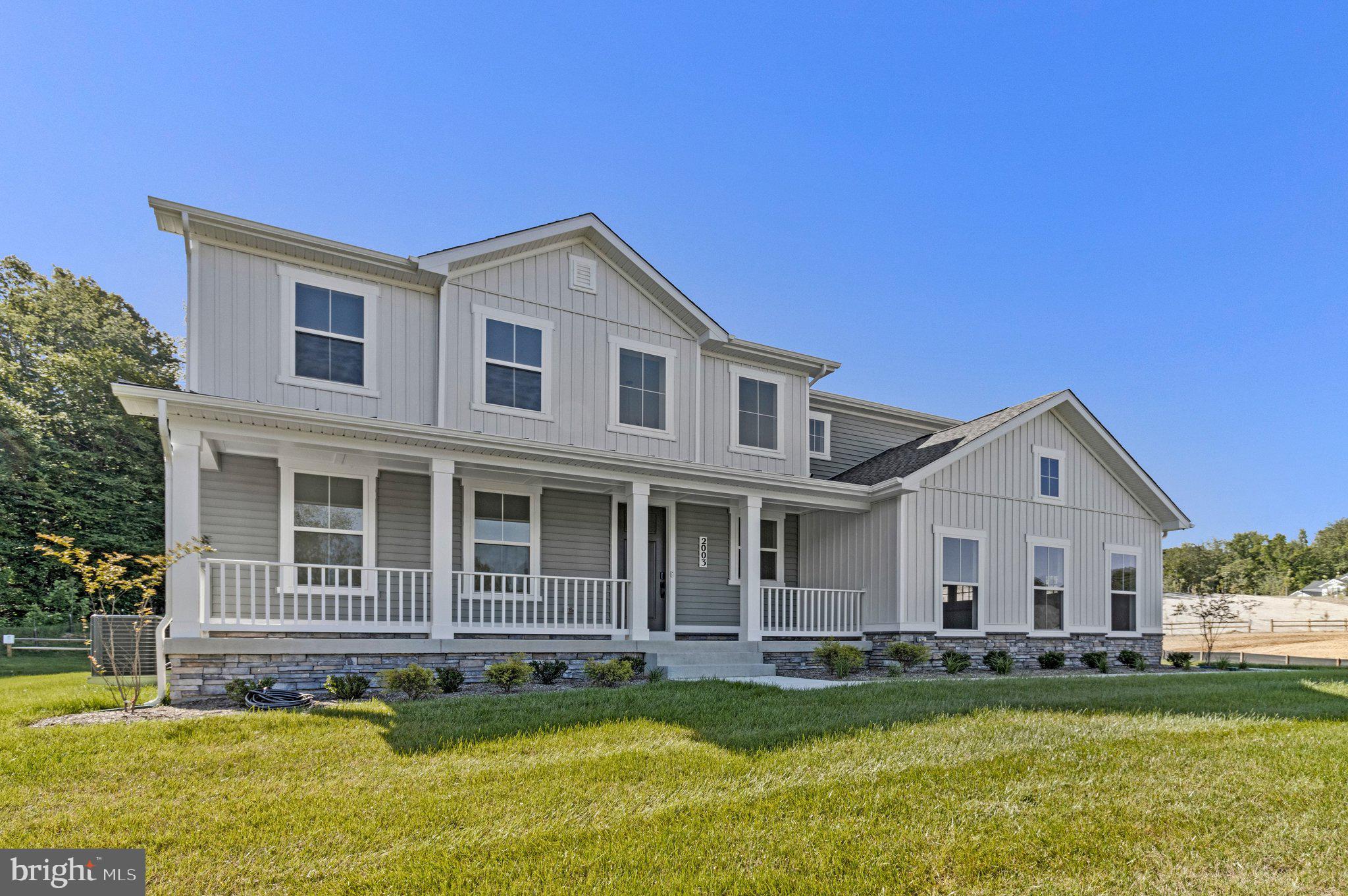 2003 Aram Accokeek, MD 20607 - Photo 4 of 76