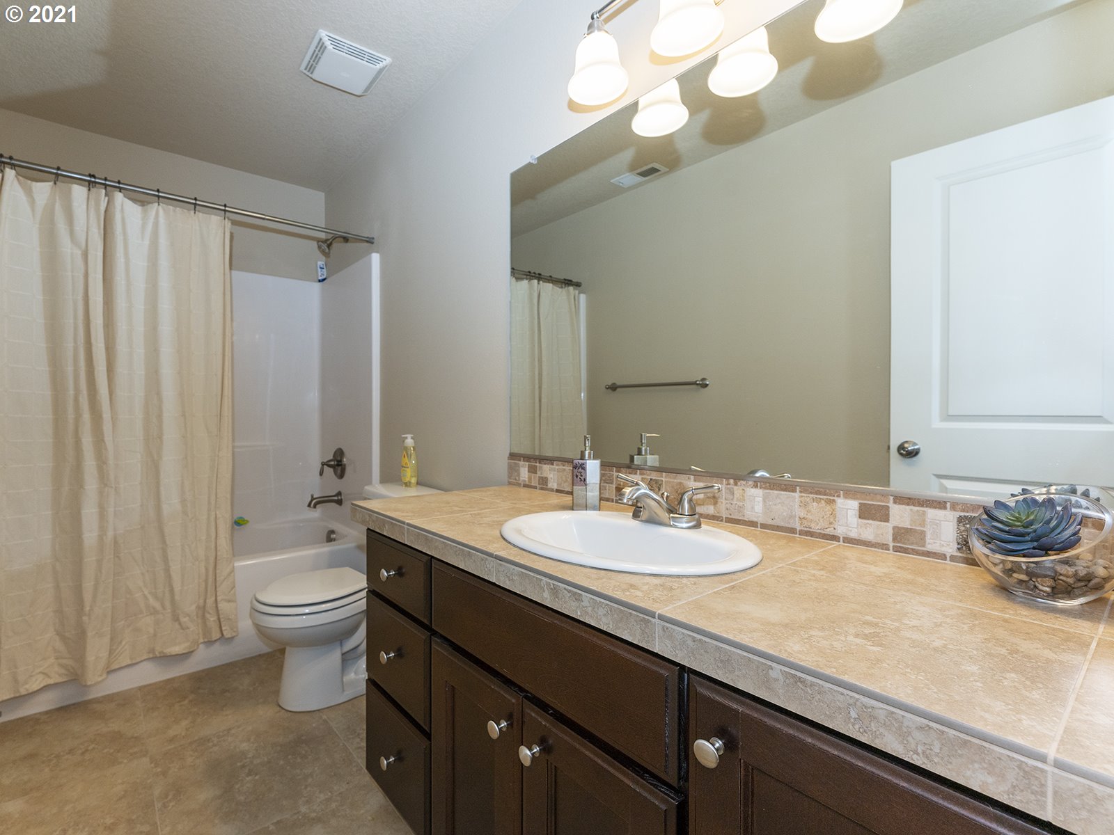 115 Lawton Road Oregon City, OR 97045 - Photo 21 of 26 Gallery Image 21