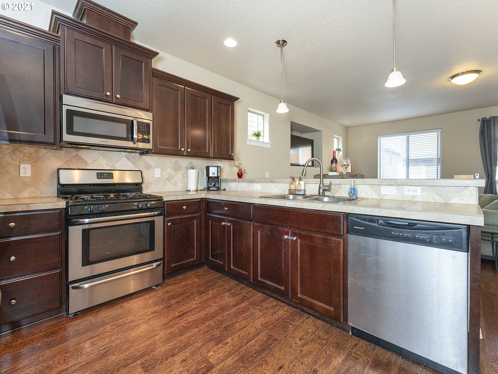 115 Lawton Road Oregon City, OR 97045 - Photo 9 of 26 Gallery Image 9