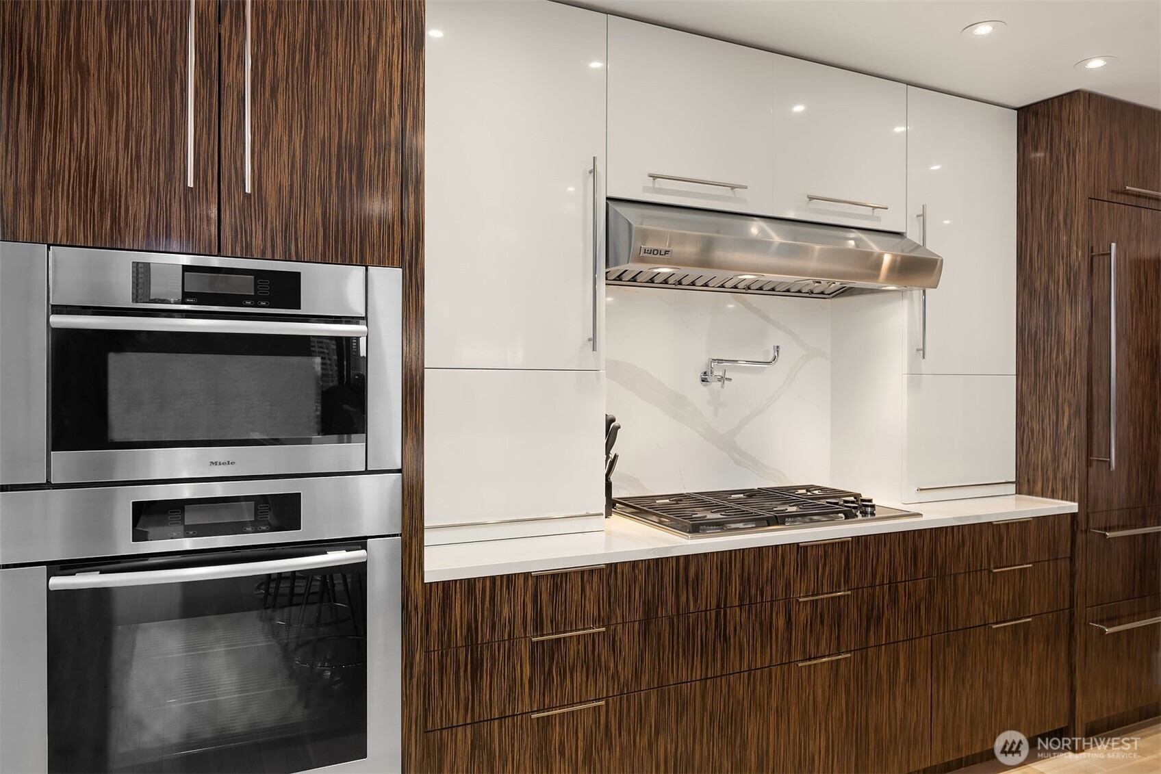 99 Union Street, Unit 1704 Seattle, WA 98101 - Photo 11 of 40