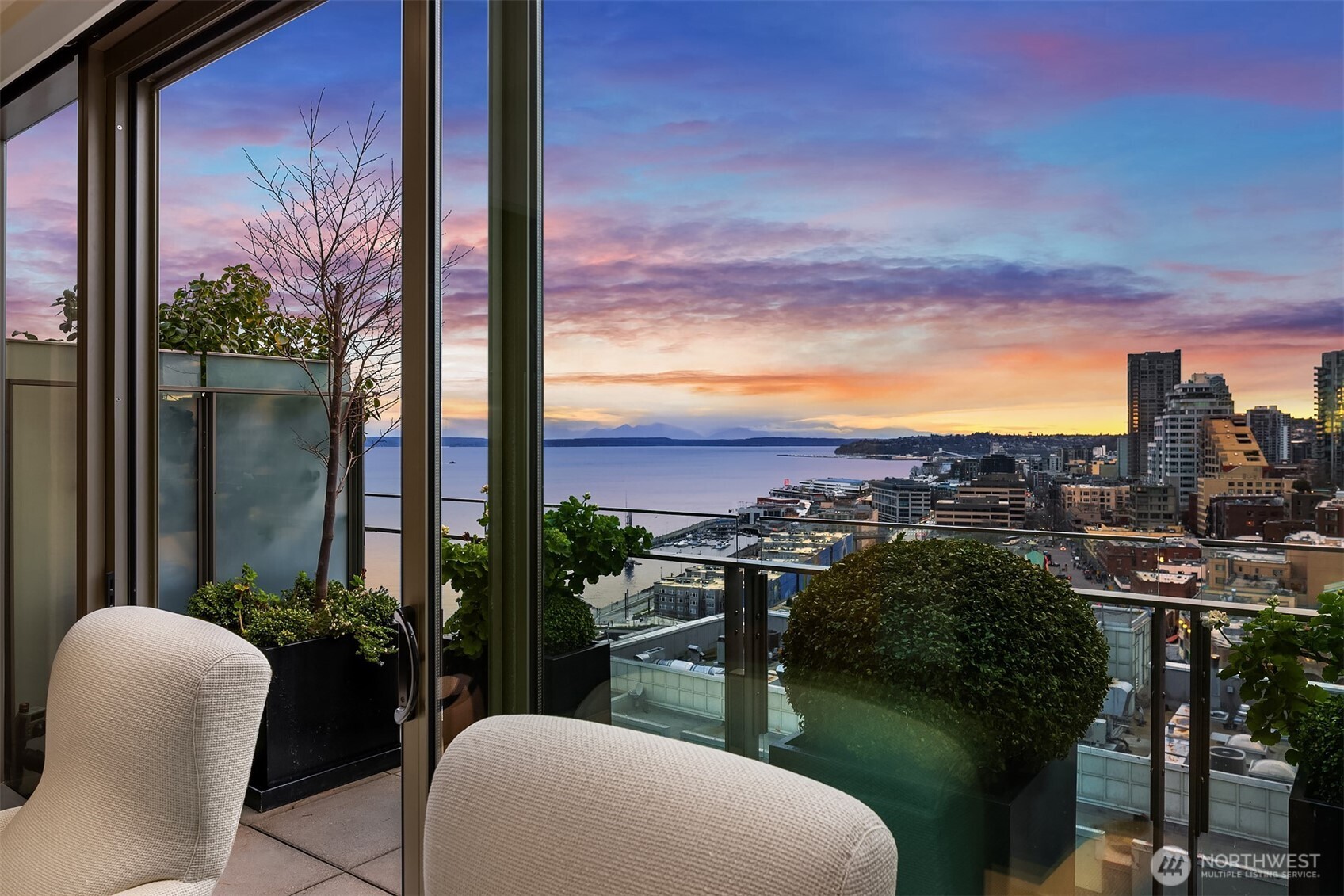 99 Union Street, Unit 1704 Seattle, WA 98101 - Photo 26 of 40