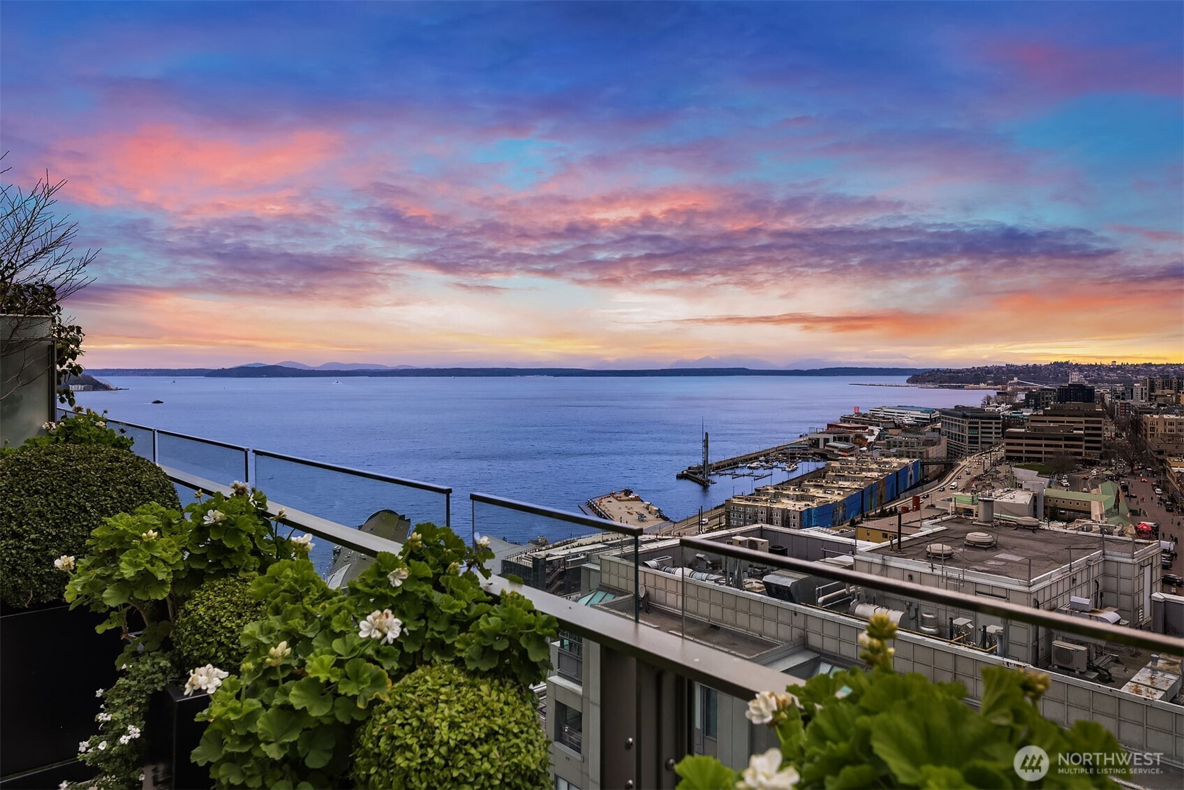 99 Union Street, Unit 1704 Seattle, WA 98101 - Photo 27 of 40