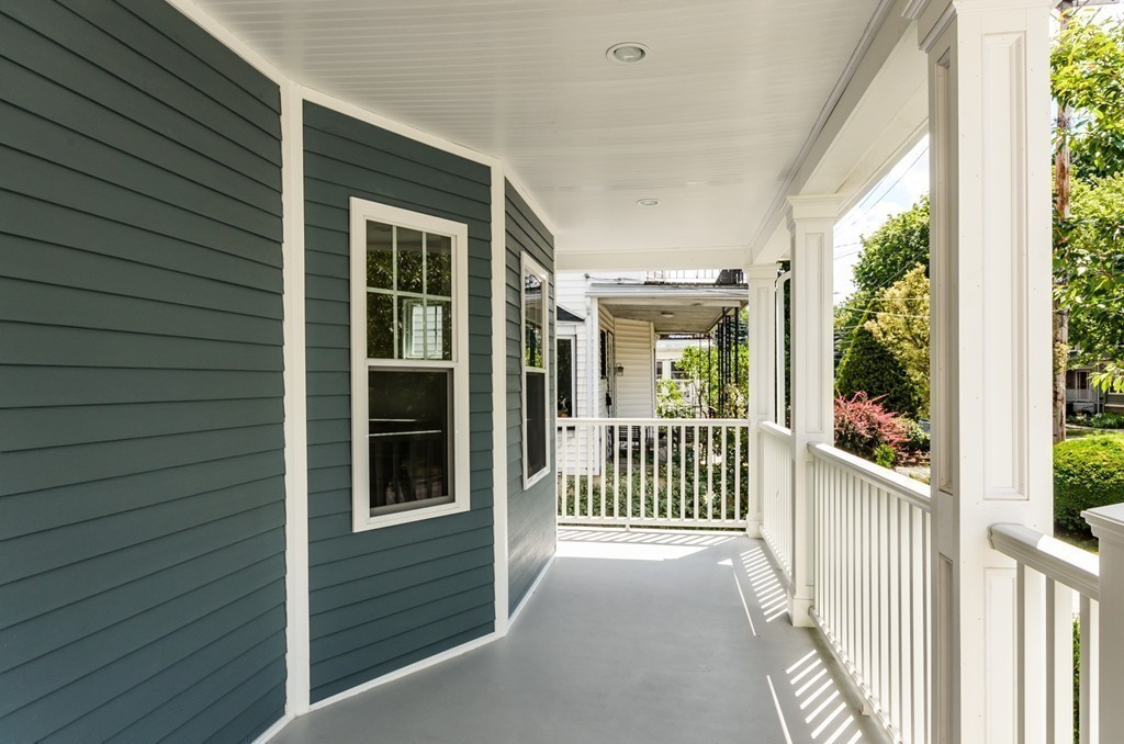 29 Highland Road Somerville, MA 02144 - Photo 4 of 30 Gallery Image 4