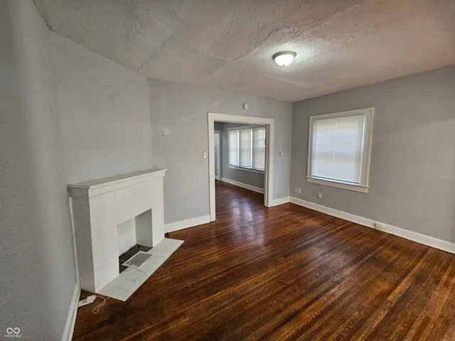 $1,075 | 3537 North Capitol Avenue, Indianapolis, IN 46208