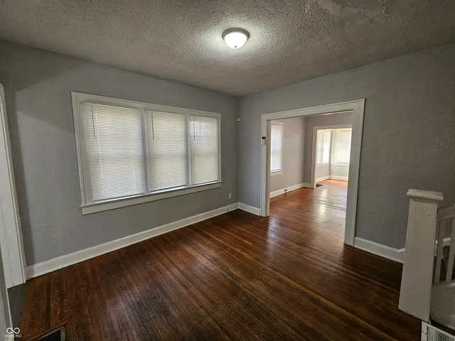 $1,075 | 3537 North Capitol Avenue, Indianapolis, IN 46208