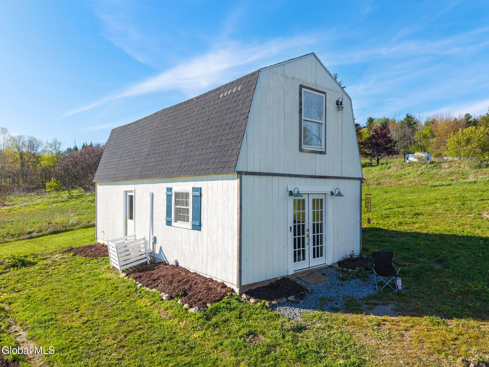 1-1054EsperanceRd_01