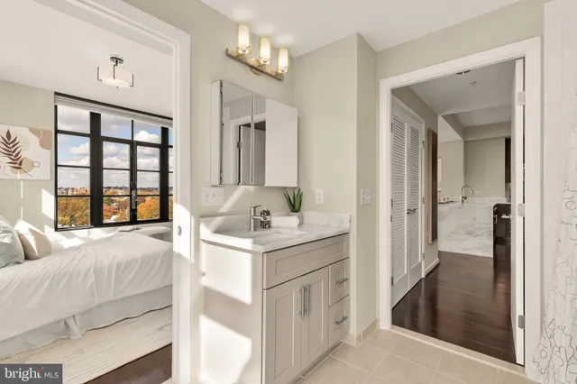 $497,000 | 437 New York Avenue Northwest, Unit 1001, Washington, DC 20001