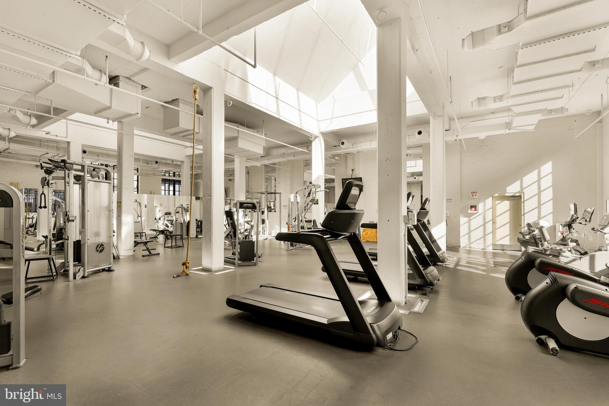 437 New York Avenue Northwest, Unit 1001 Washington, DC 20001 - Photo 37 of 40