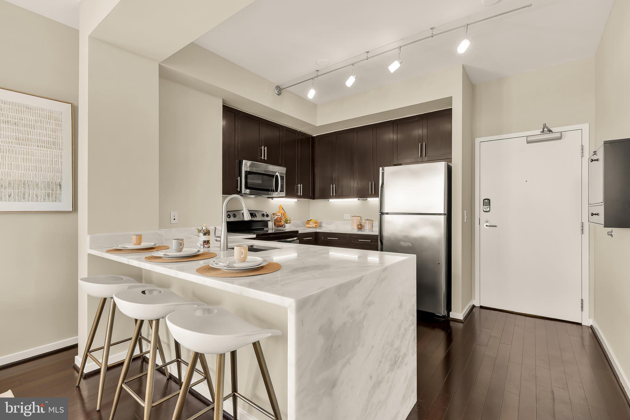 437 New York Avenue Northwest, Unit 1001 Washington, DC 20001 - Photo 8 of 40