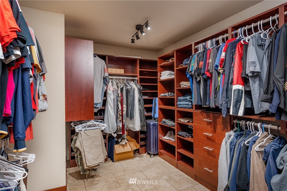 1032 Lyle Ridge Circle Oak Harbor, WA 98277 - Photo 22 of 39 Gallery Image 22