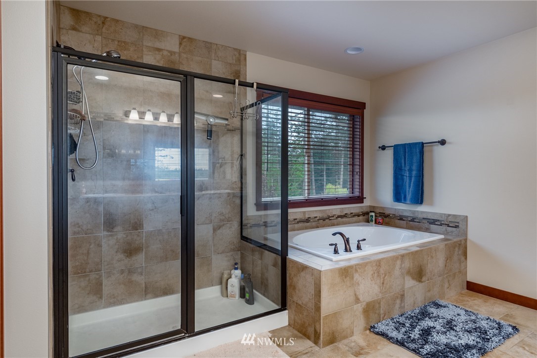 1032 Lyle Ridge Circle Oak Harbor, WA 98277 - Photo 24 of 39 Gallery Image 24