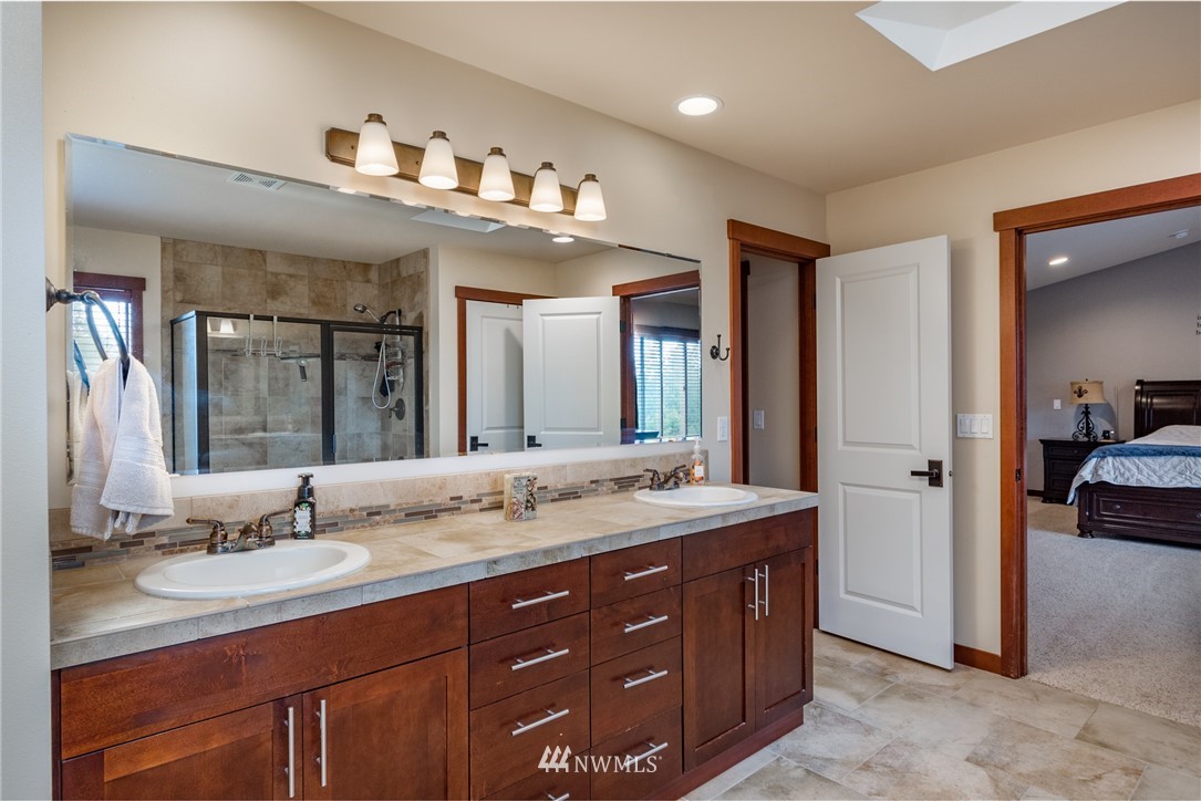 1032 Lyle Ridge Circle Oak Harbor, WA 98277 - Photo 25 of 39 Gallery Image 25