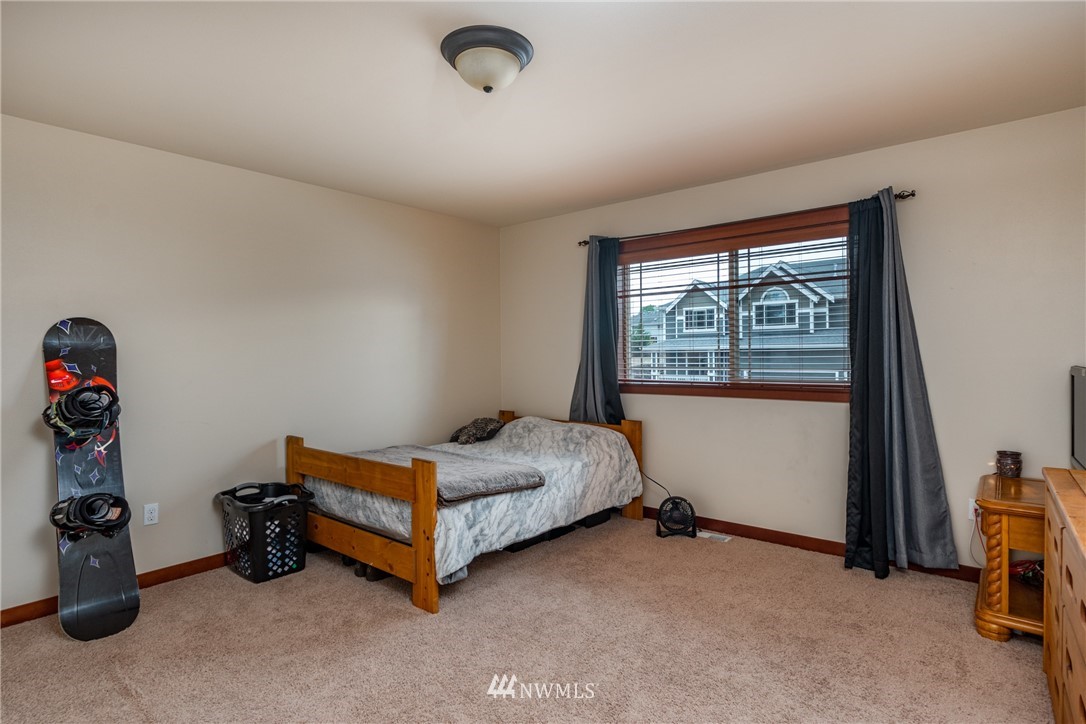 1032 Lyle Ridge Circle Oak Harbor, WA 98277 - Photo 26 of 39 Gallery Image 26