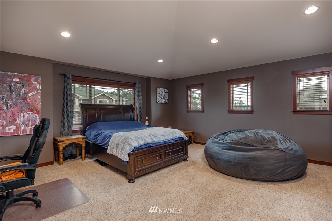 1032 Lyle Ridge Circle Oak Harbor, WA 98277 - Photo 29 of 39 Gallery Image 29