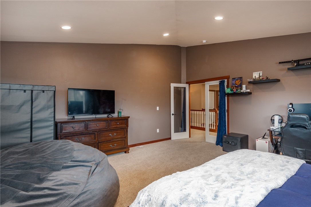 1032 Lyle Ridge Circle Oak Harbor, WA 98277 - Photo 30 of 39 Gallery Image 30