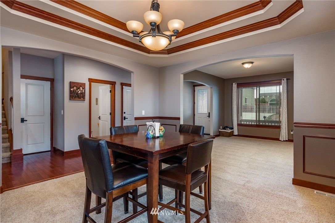1032 Lyle Ridge Circle Oak Harbor, WA 98277 - Photo 8 of 39 Gallery Image 8