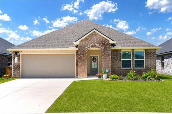 $280,000 | 8162 Olde Town Court, Alexandria, LA 71303