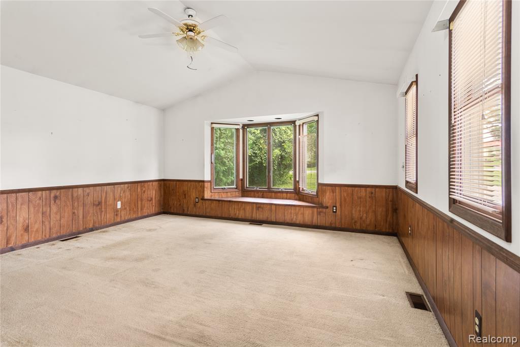 3852 Alida Avenue Rochester Hills, MI 48309 - Photo 7 of 20
