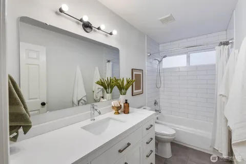 $845,000 | 4206 36th Avenue West, Seattle, WA 98199