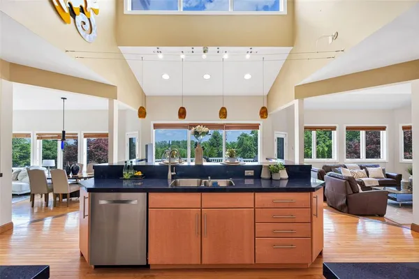 $1,175,000 | 169 Fick Farm Road, Chesterfield, MO 63005